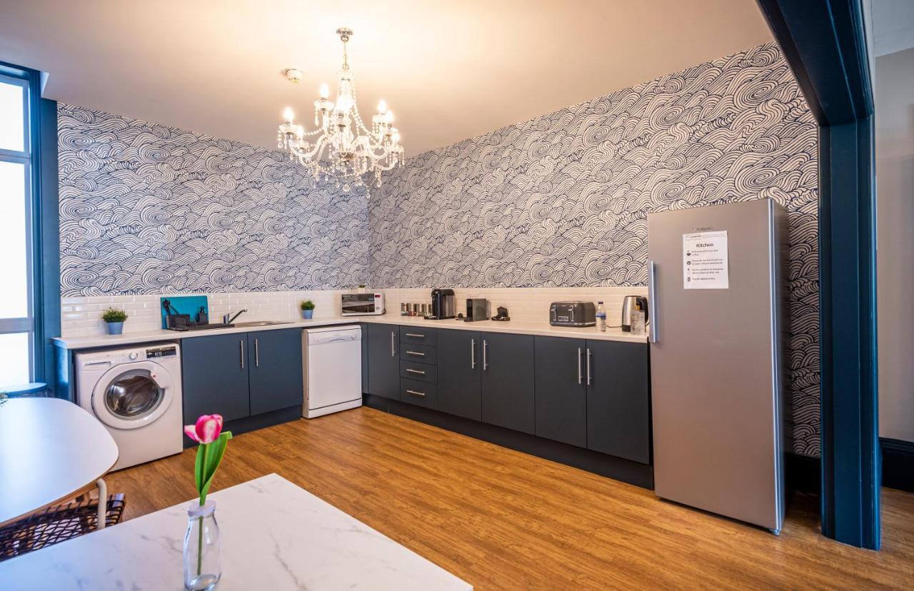 3 -Min Walk To Southport Pier & Beach Fast Wi-Fi & Perfect Getaway Eksteriør billede