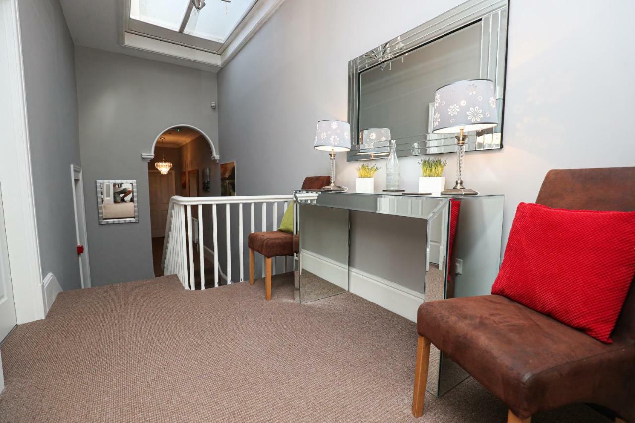 3 -Min Walk To Southport Pier & Beach Fast Wi-Fi & Perfect Getaway Eksteriør billede