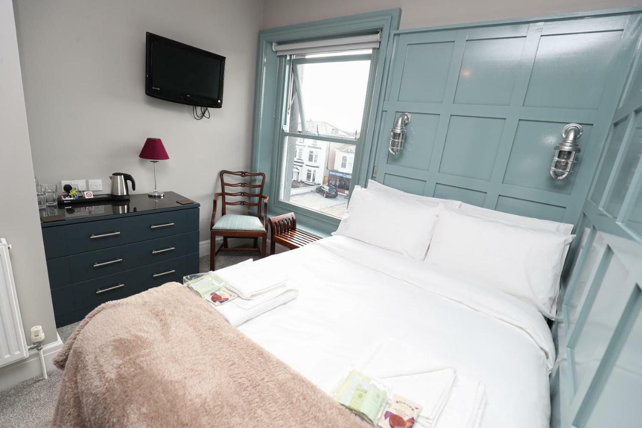 3 -Min Walk To Southport Pier & Beach Fast Wi-Fi & Perfect Getaway Eksteriør billede