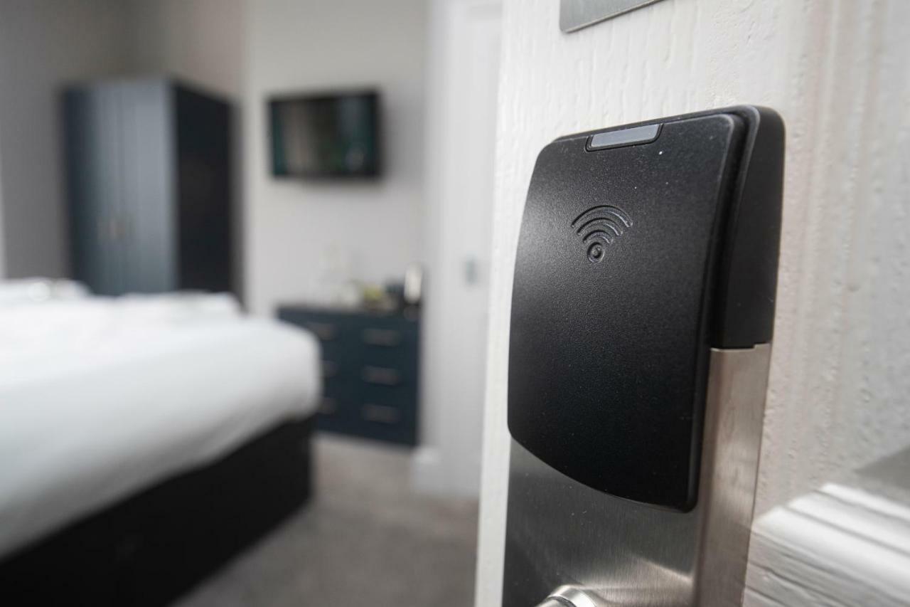 3 -Min Walk To Southport Pier & Beach Fast Wi-Fi & Perfect Getaway Eksteriør billede